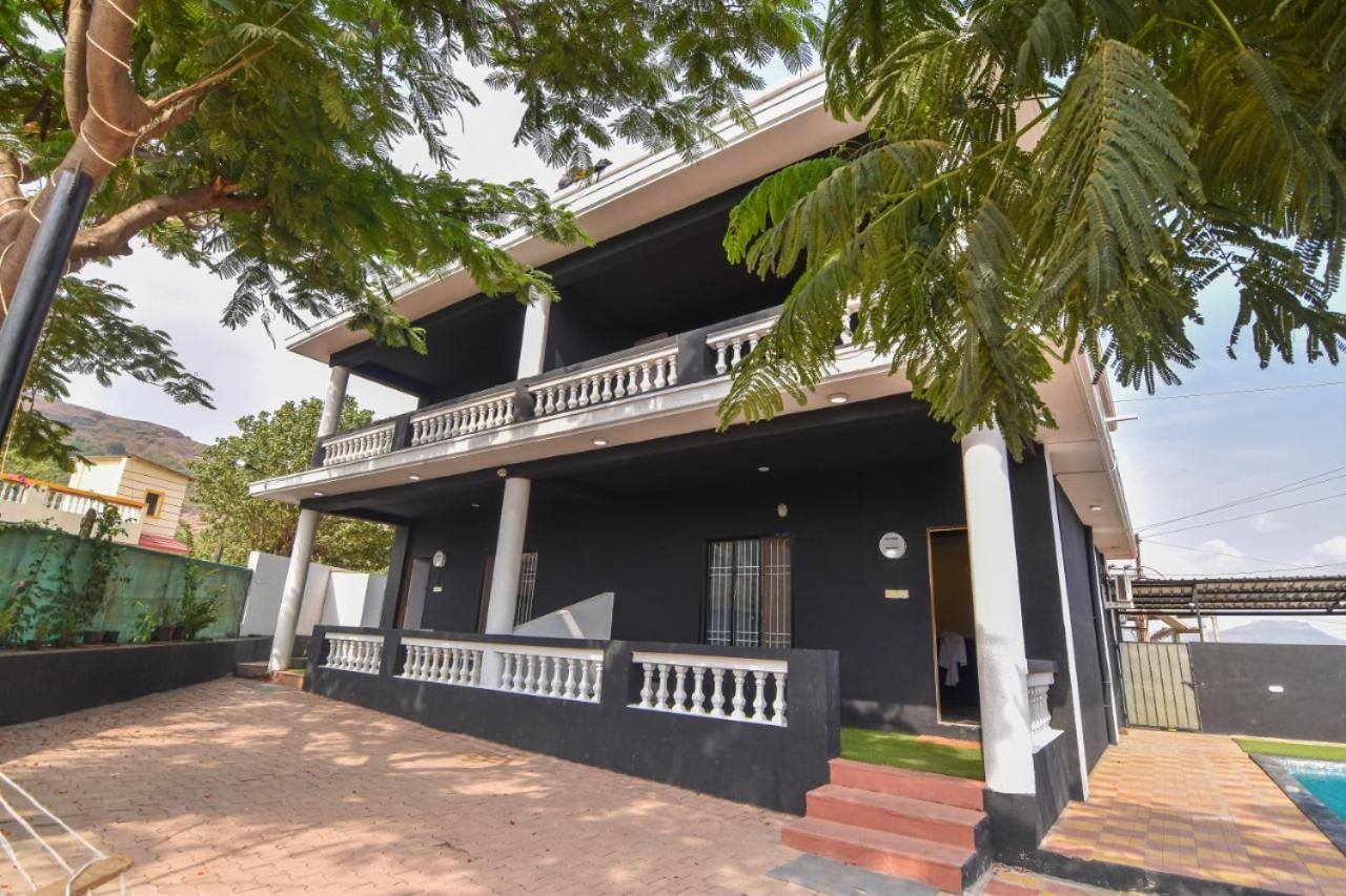 Empyrean Stay Ll 3Bhk Ll Black Horse Villa Ll Ac Ll Private Pool Ll Wifi II Lux Ll Lonavala Eksteriør bilde